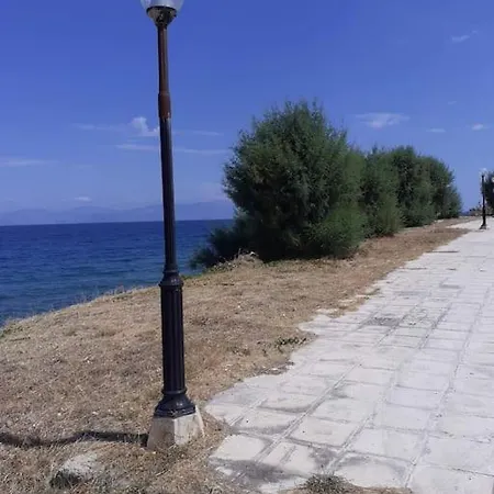 Seaview Maisonette In Petalou ديرفينيون