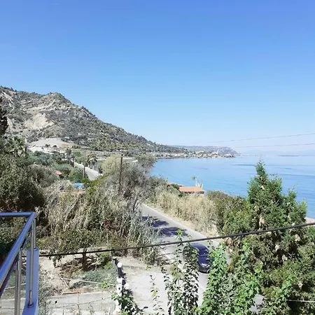 Seaview Maisonette In Petalou